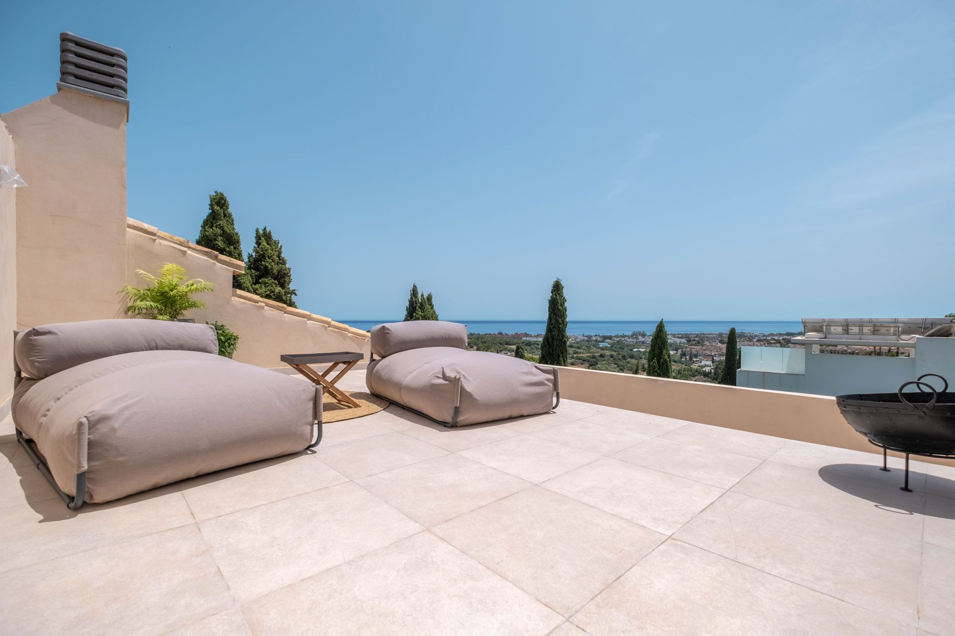 4 Bed, 3 Bath, HouseFor Sale, Benahavis, Malaga