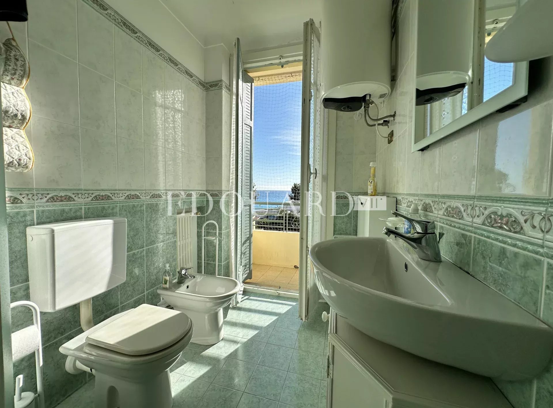 2 Bed, 1 Bath, ApartmentFor Sale, Roquebrune-Cap-Martin, Alpes-Maritimes