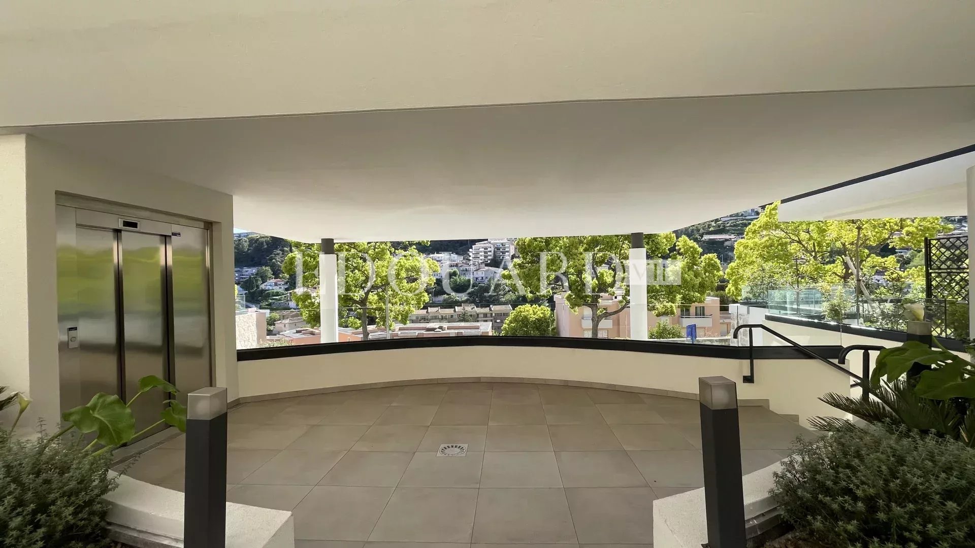 3 Bed, 2 Bath, ApartmentFor Sale, Menton, Alpes-Maritimes