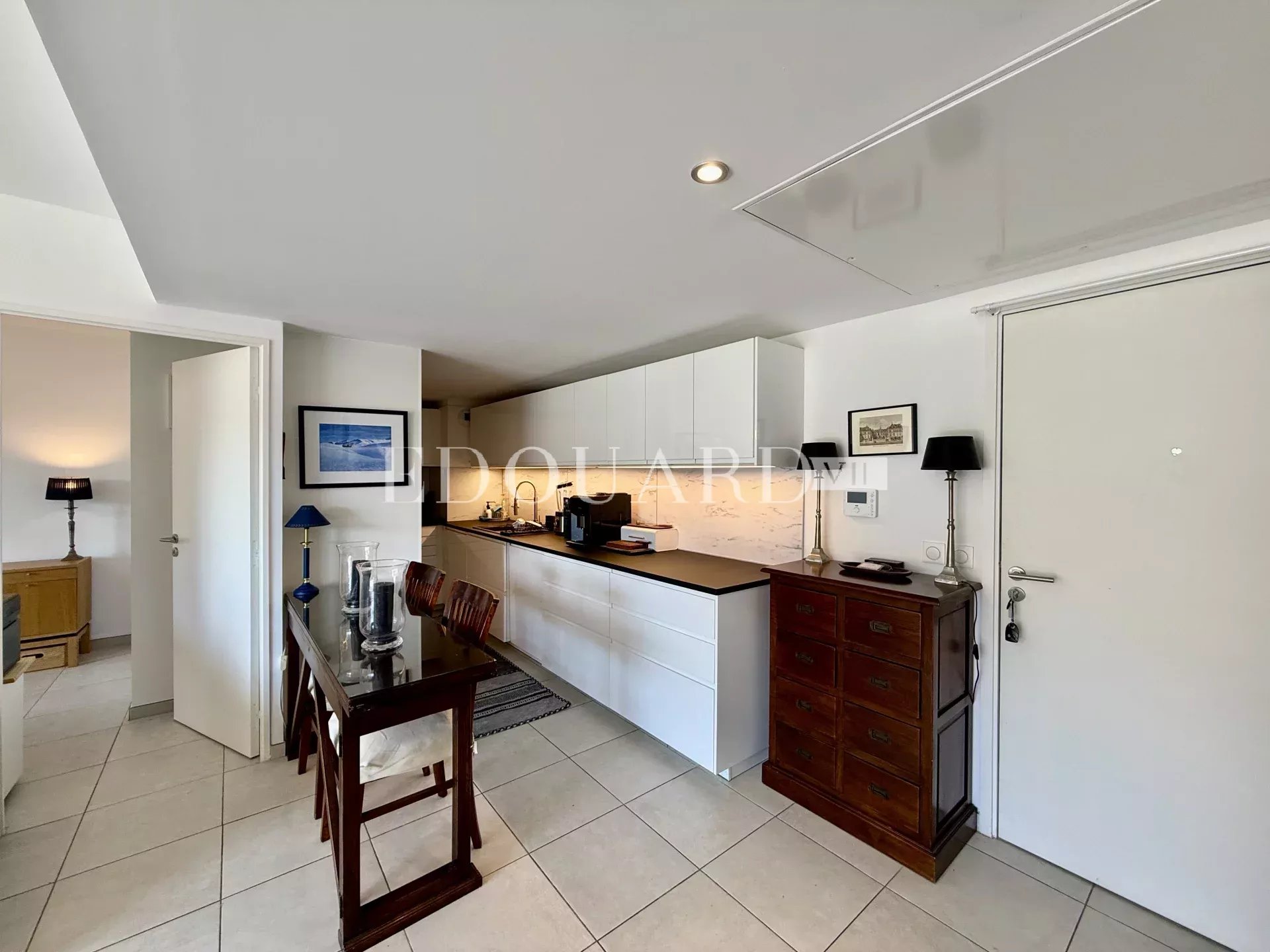 3 Bed, 2 Bath, ApartmentFor Sale, Menton, Alpes-Maritimes