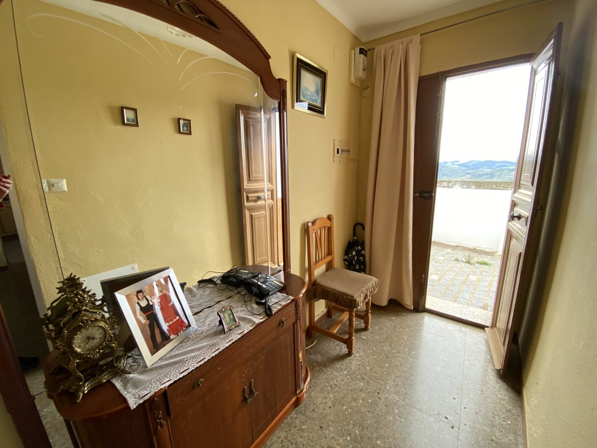 3 Bed, 1 Bath, HouseFor Sale, Olvera, Andalucia