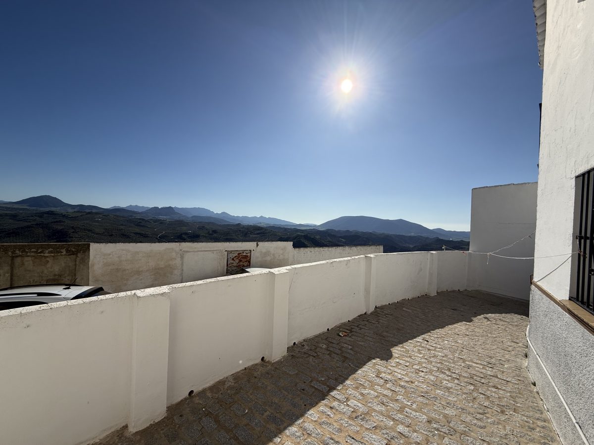 3 Bed, 1 Bath, HouseFor Sale, Olvera, Andalucia