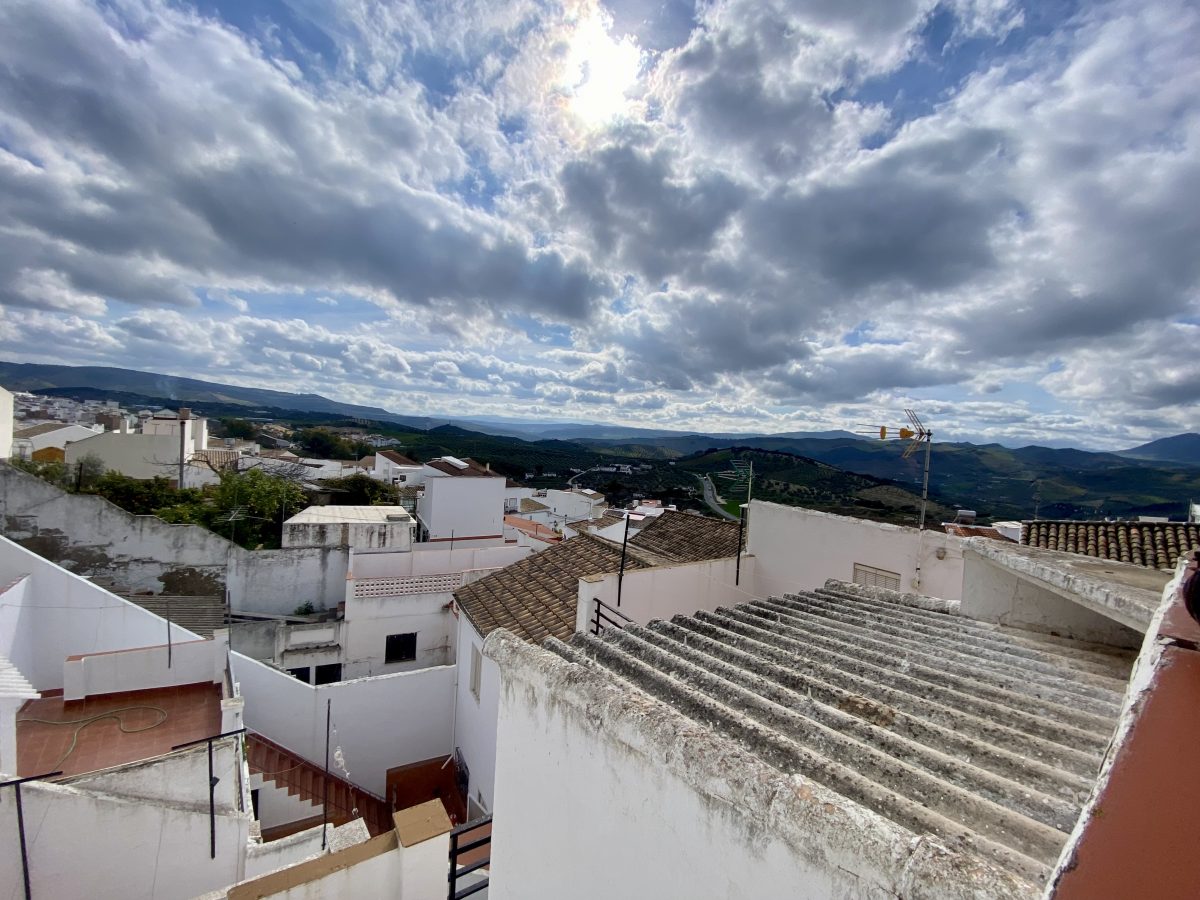 4 Bed, 2 Bath, HouseFor Sale, Olvera, Andalucia