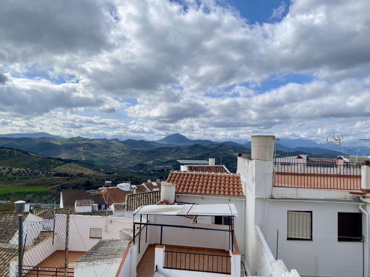 4 Bed, 2 Bath, HouseFor Sale, Olvera, Andalucia