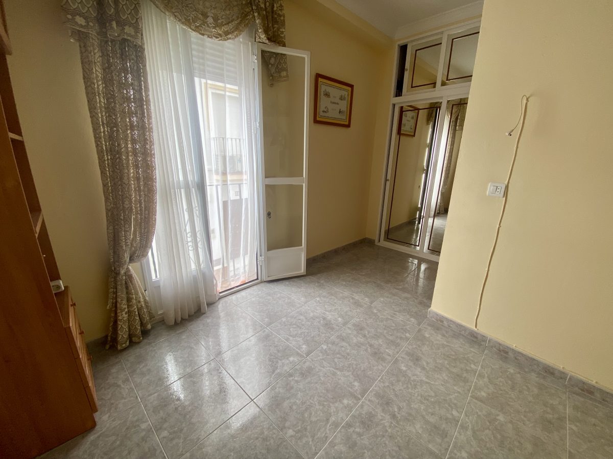 4 Bed, 2 Bath, HouseFor Sale, Olvera, Andalucia