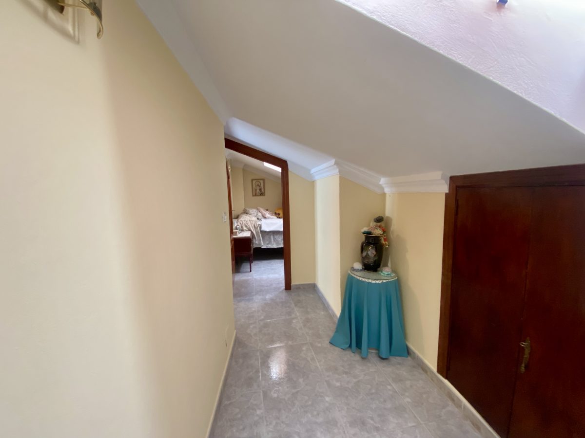 4 Bed, 2 Bath, HouseFor Sale, Olvera, Andalucia