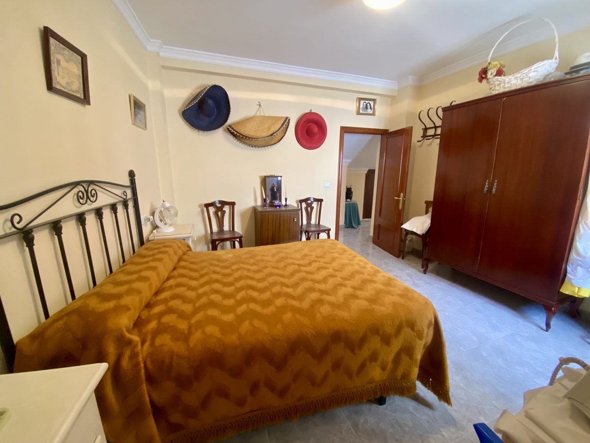 4 Bed, 2 Bath, HouseFor Sale, Olvera, Andalucia