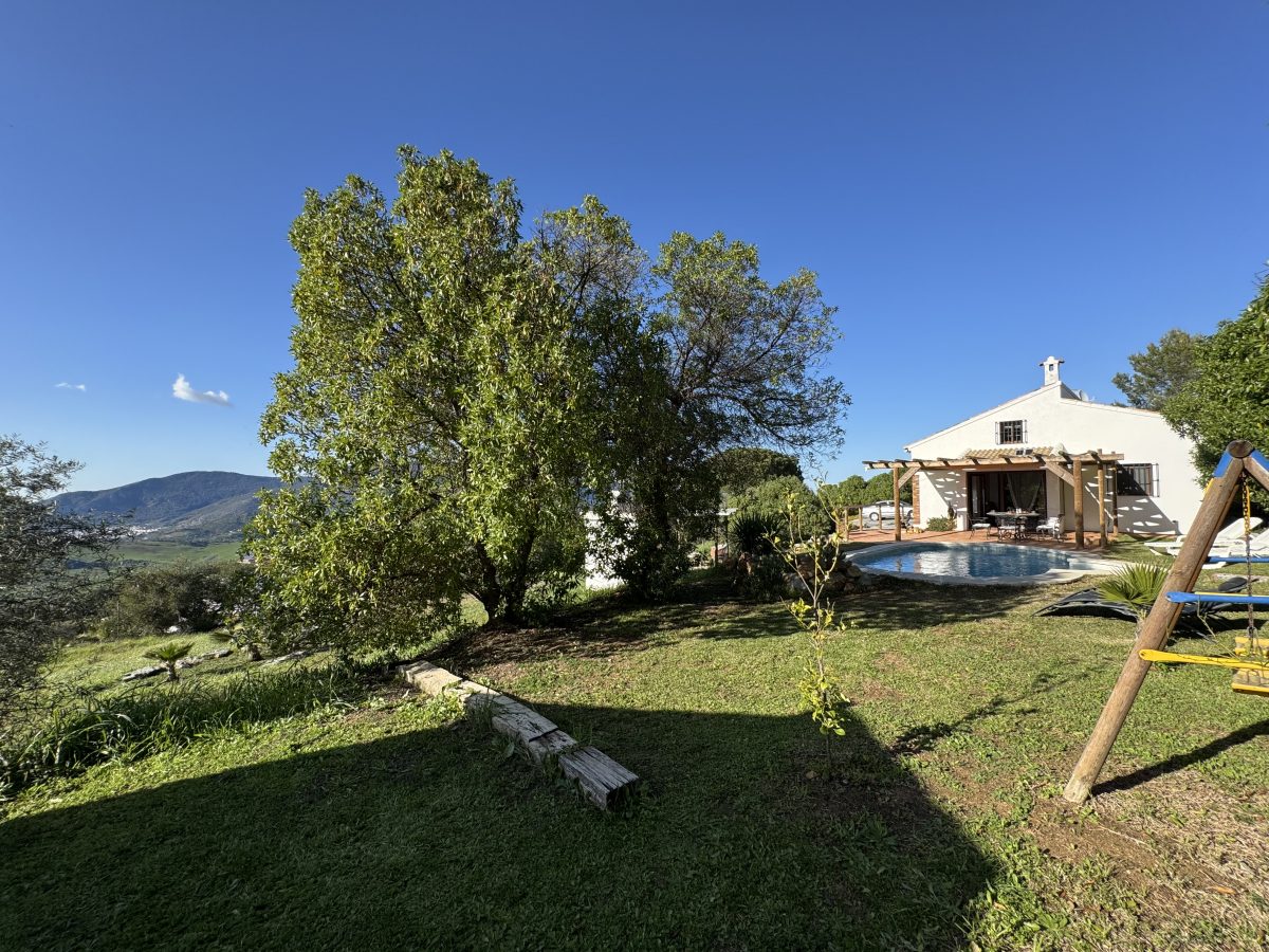 4 Bed, 2 Bath, HouseFor Sale, El Gastor, Andalucia