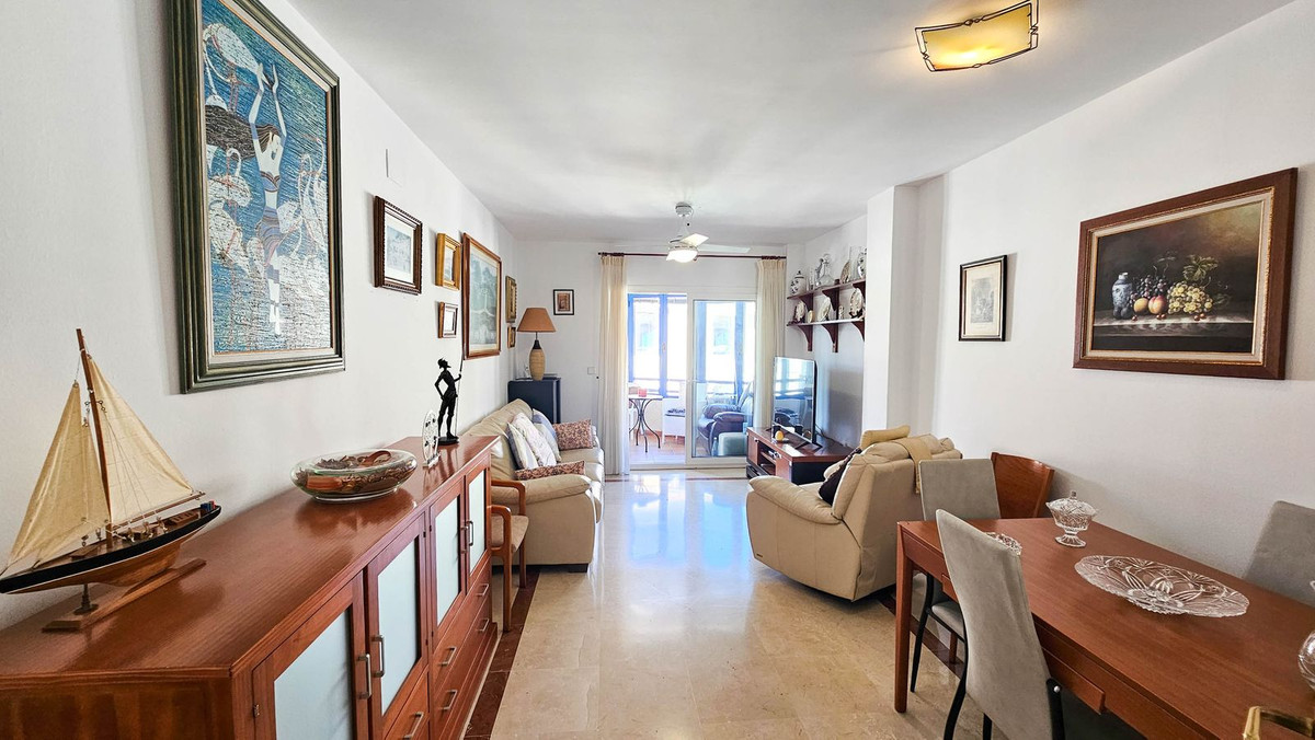 3 Bed, 2 Bath, ApartmentFor Sale, San Luis de Sabinillas, Malaga