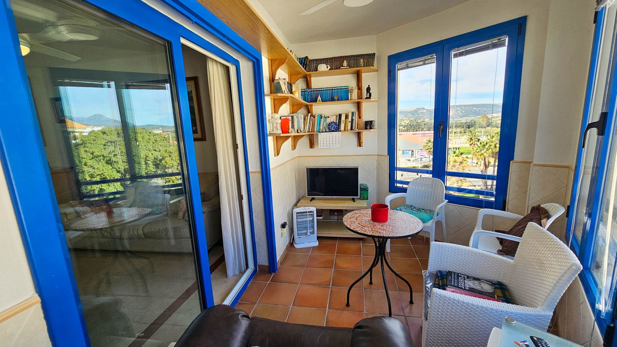 3 Bed, 2 Bath, ApartmentFor Sale, San Luis de Sabinillas, Malaga