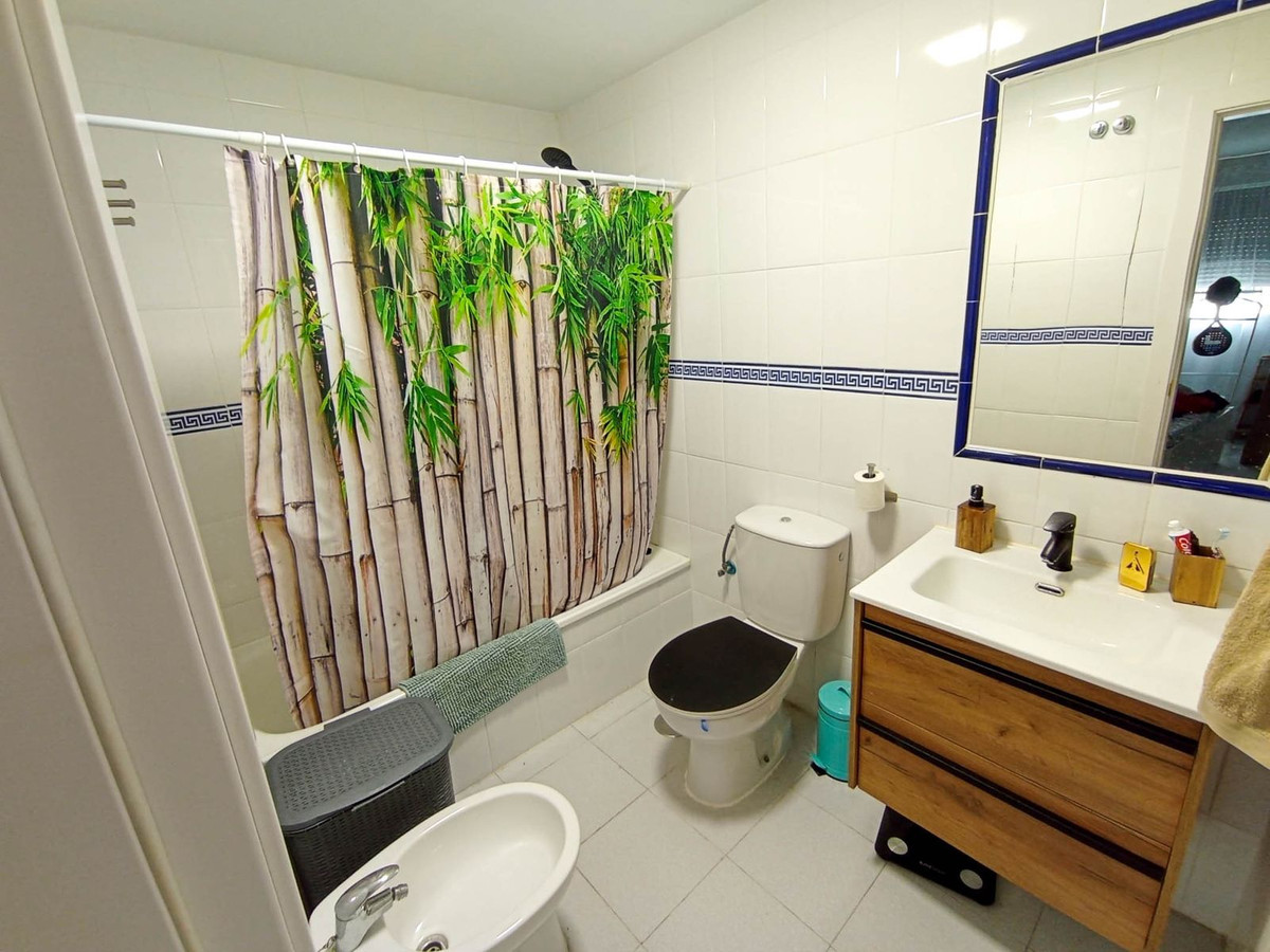 3 Bed, 2 Bath, ApartmentFor Sale, Doña Julia, Malaga 3 Bed, 2 Bath, ApartmentFor Sale, Doña Julia, Malaga