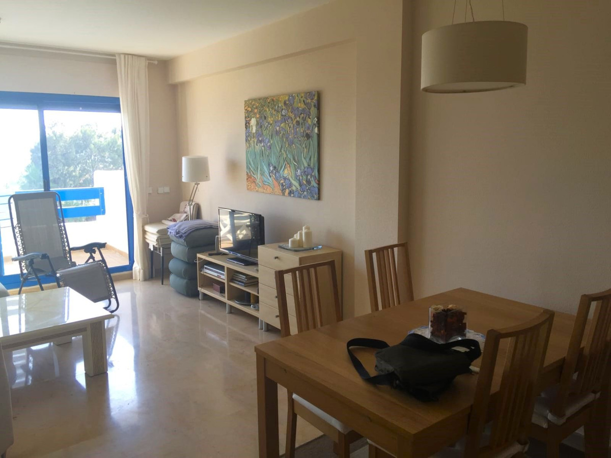 2 Bed, 2 Bath, ApartmentFor Sale, La Duquesa, Malaga