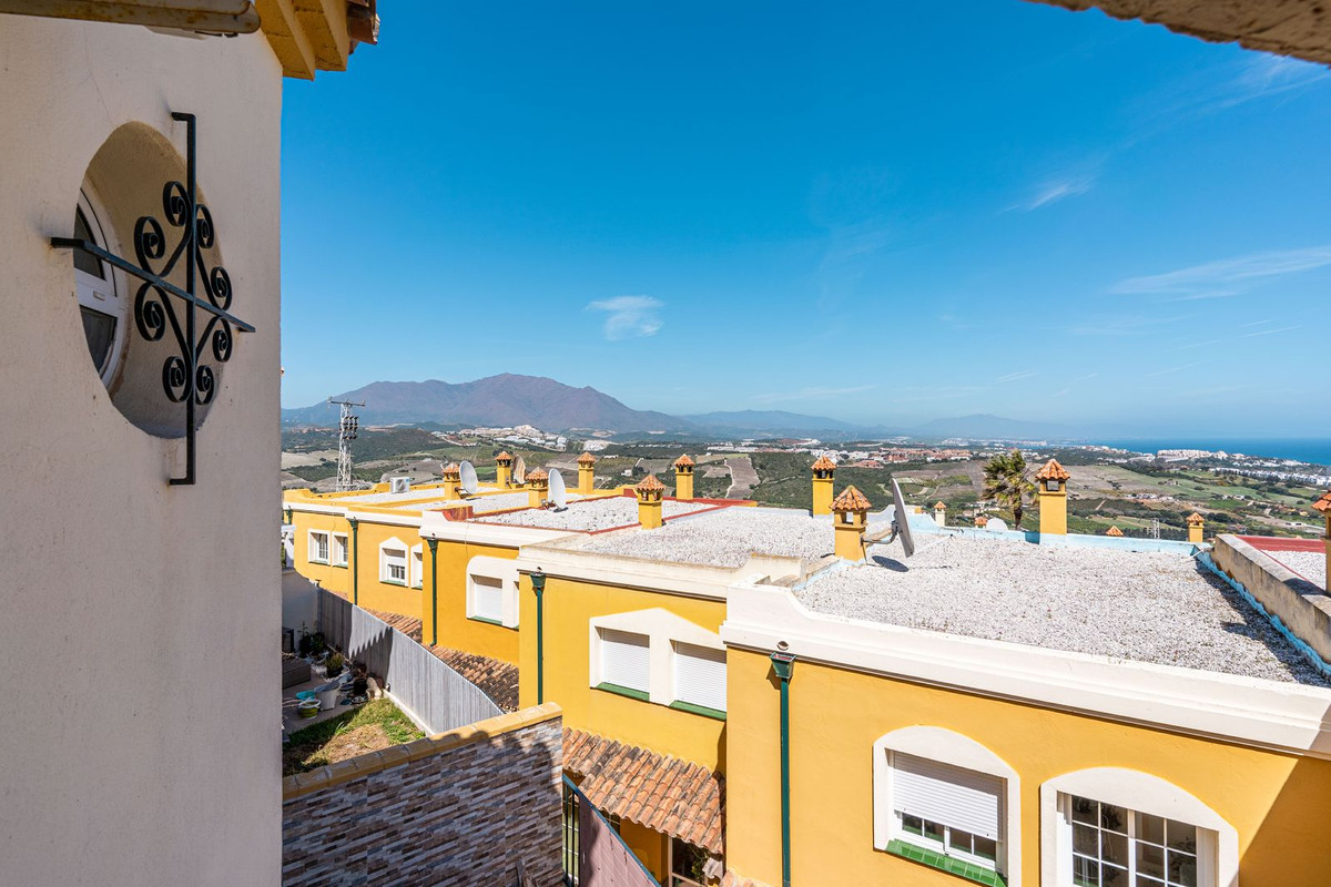 3 Bed, 2 Bath, HouseFor Sale, Manilva, Malaga