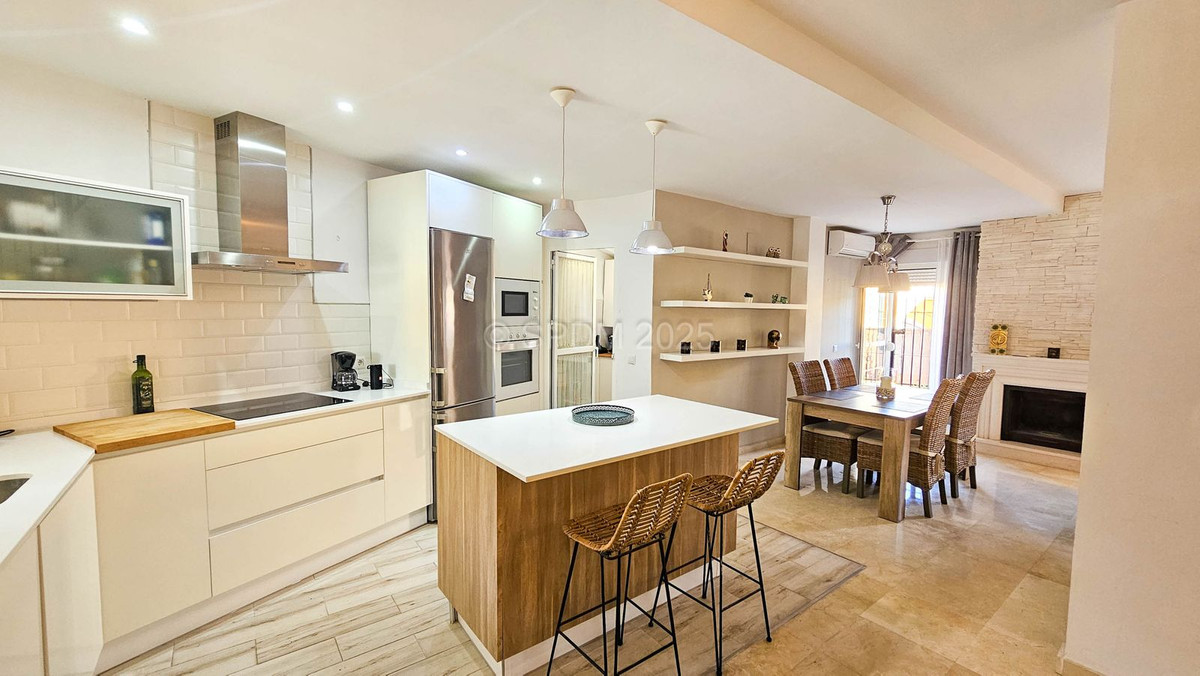 3 Bed, 2 Bath, HouseFor Sale, Manilva, Malaga