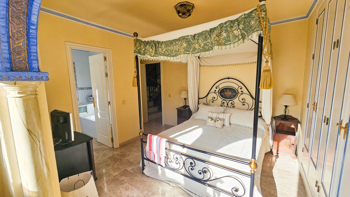 4 Bed, 3 Bath, HouseFor Sale, Casares Playa, Malaga
