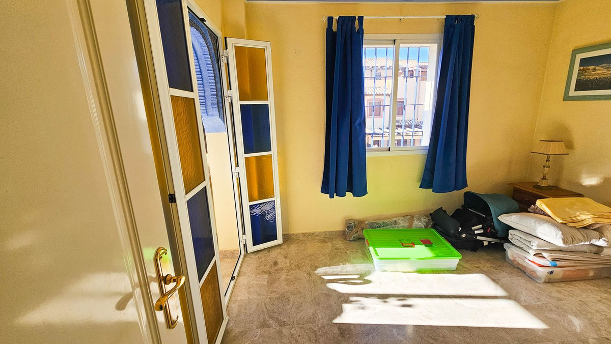 4 Bed, 3 Bath, HouseFor Sale, Casares Playa, Malaga