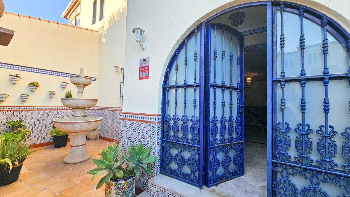 4 Bed, 3 Bath, HouseFor Sale, Casares Playa, Malaga
