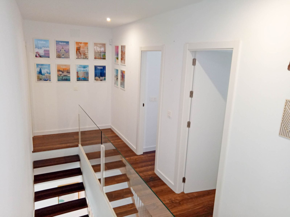 3 Bed, 2 Bath, HouseFor Sale, Manilva, Malaga