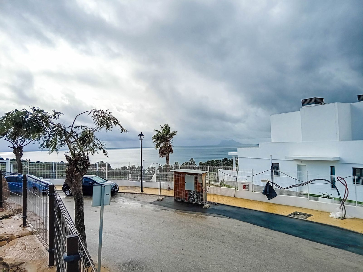 3 Bed, 2 Bath, HouseFor Sale, Manilva, Malaga