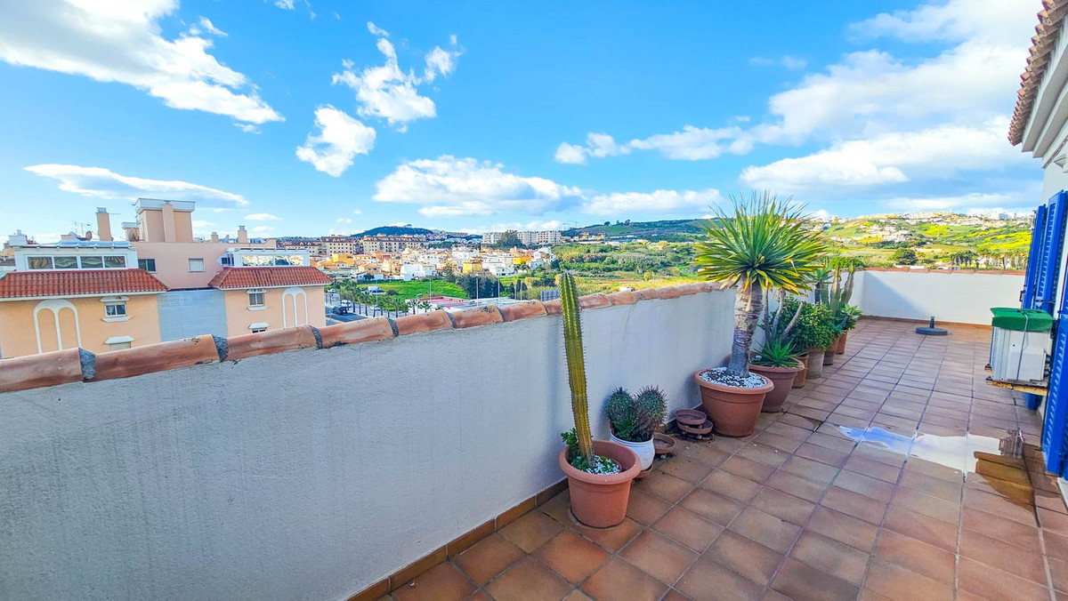 2 Bed, 1 Bath, ApartmentFor Sale, San Luis de Sabinillas, Malaga
