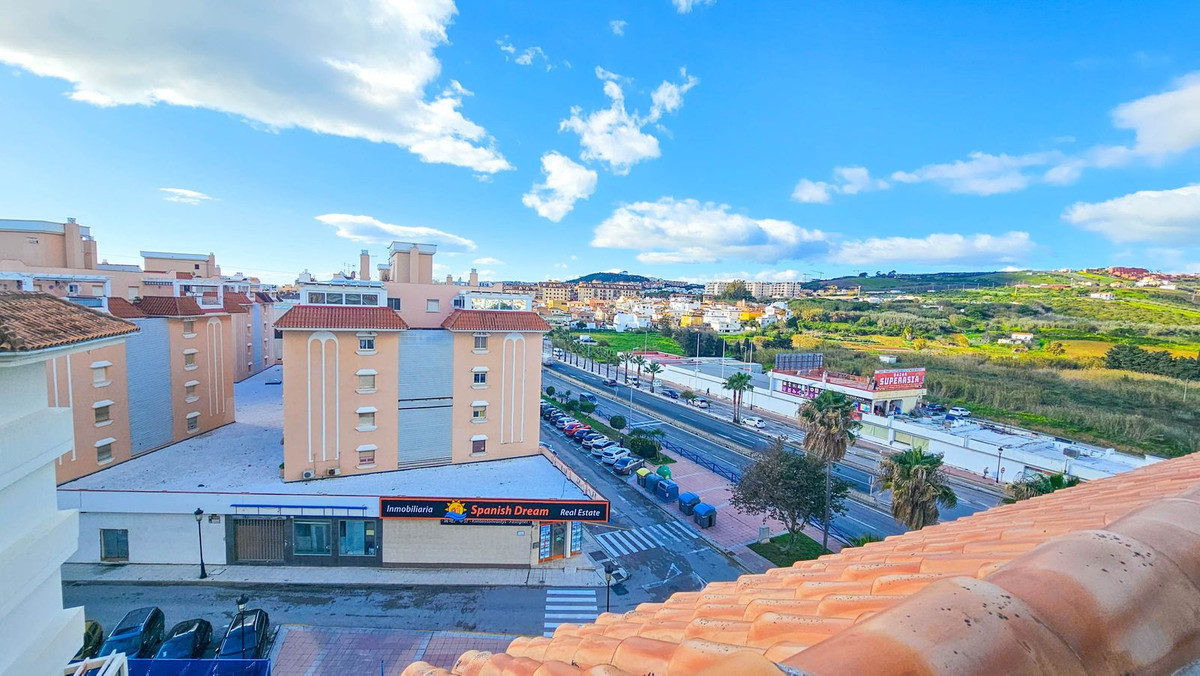 2 Bed, 1 Bath, ApartmentFor Sale, San Luis de Sabinillas, Malaga