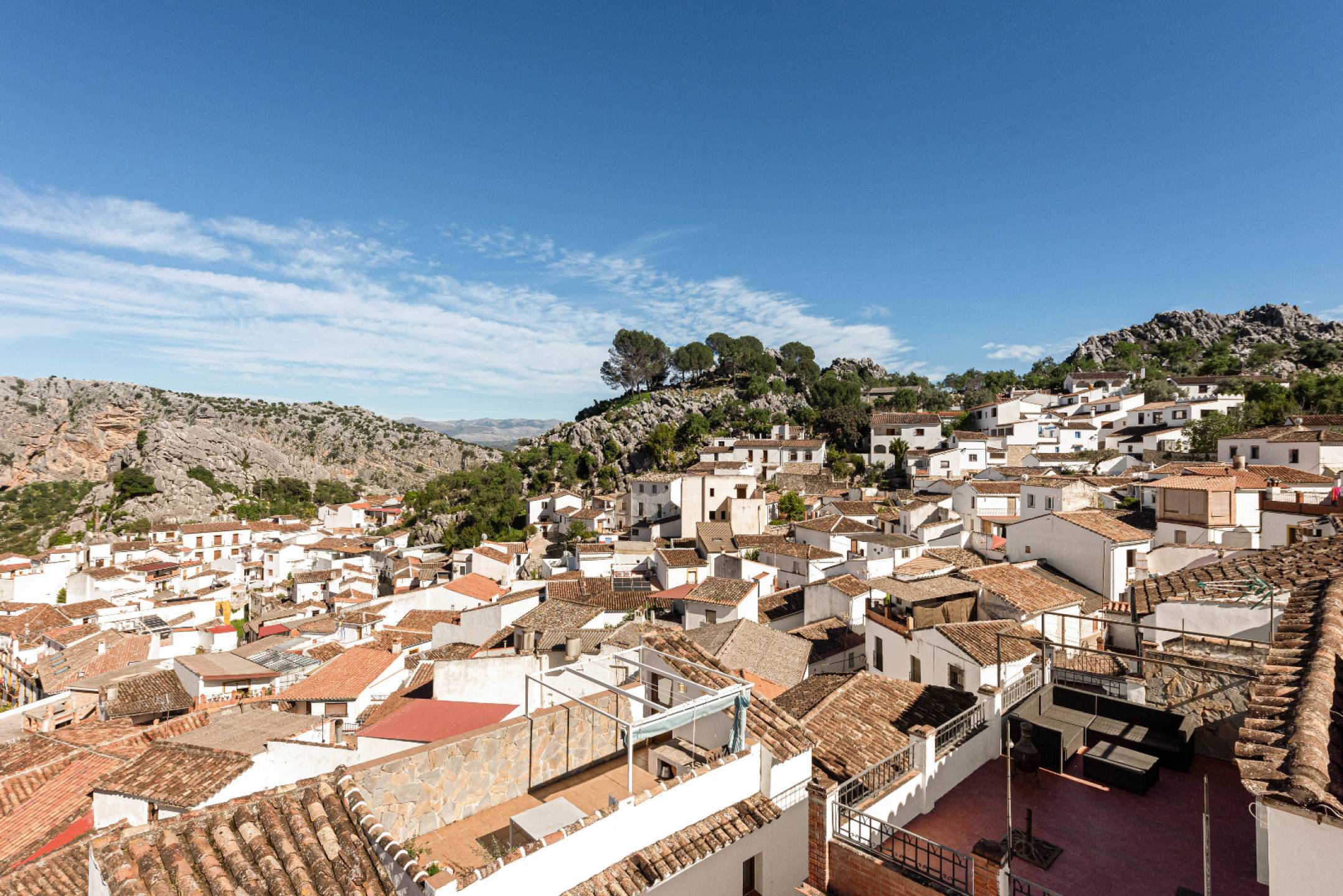 4 Bed, 2 Bath, HouseFor Sale, Montejaque, Malaga, 29360