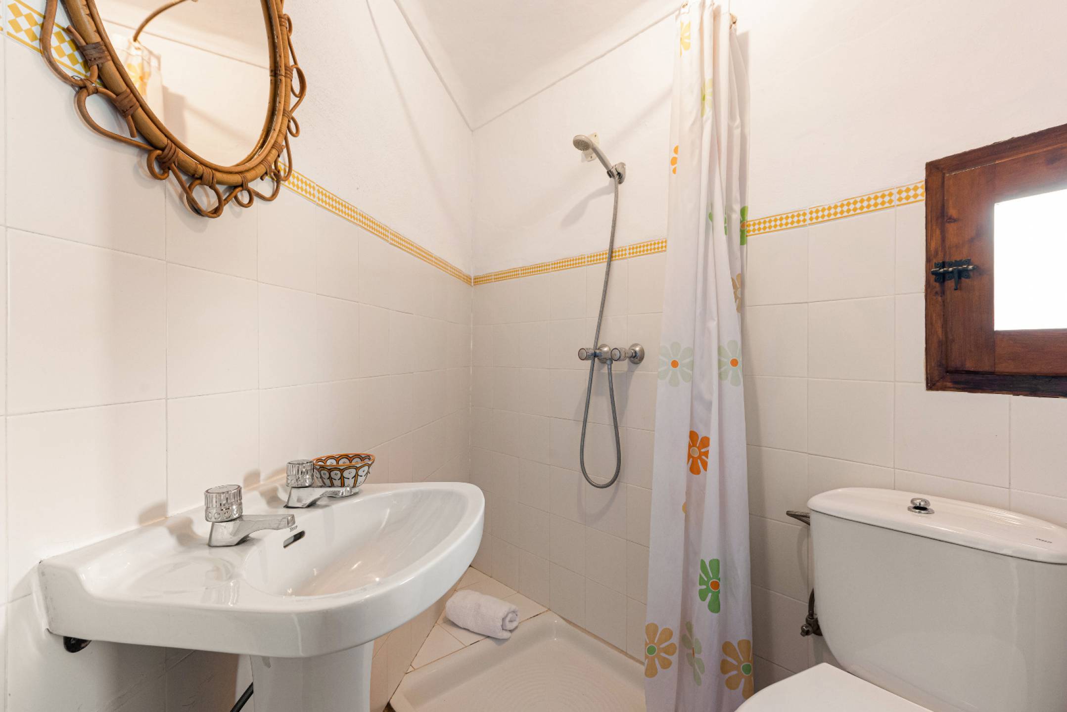 4 Bed, 2 Bath, HouseFor Sale, Montejaque, Malaga, 29360