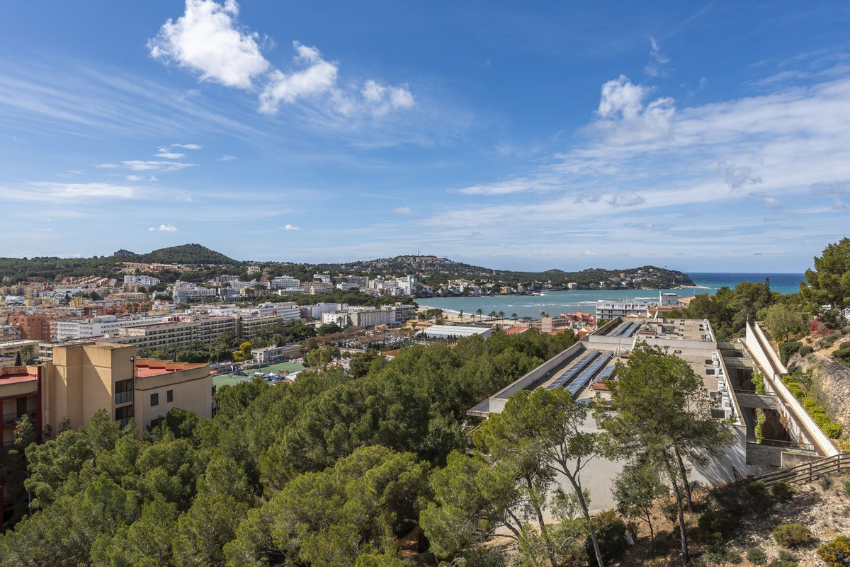 4 Bed, 3 Bath, ApartmentFor Sale, Calvia, Islas Baleares 4 Bed, 3 Bath, ApartmentFor Sale, Calvia, Islas Baleares