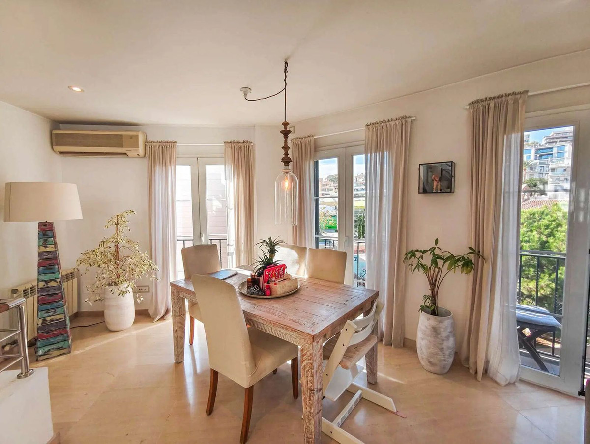2 Bed, 3 Bath, ApartmentFor Sale, Palma de Mallorca, Islas Baleares