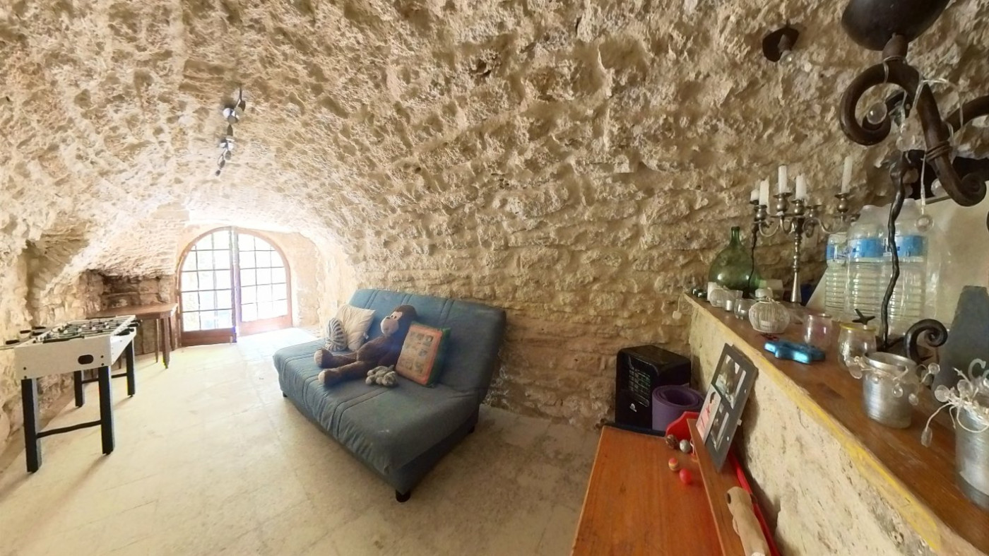 5 Bed, HouseFor Sale, Nezignan L'eveque, Herault, Languedoc-Roussillon, 34120