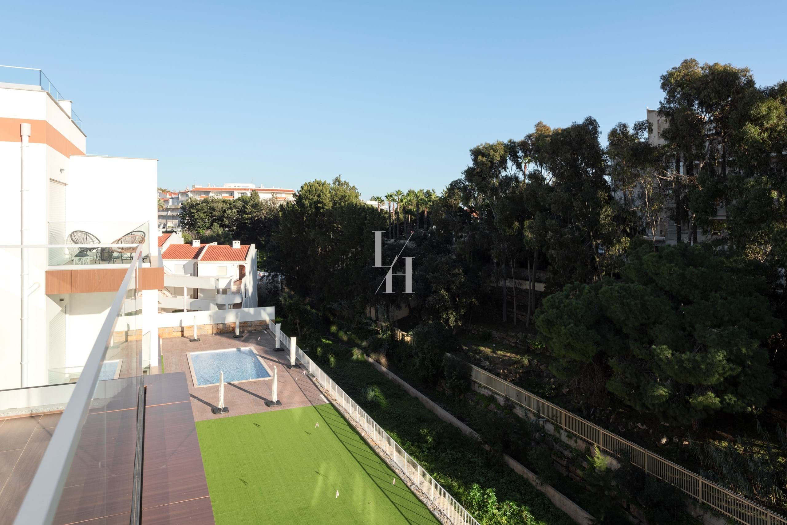 3 Bed, 2 Bath, ApartmentFor Sale, Albufeira, Faro, 8200-110