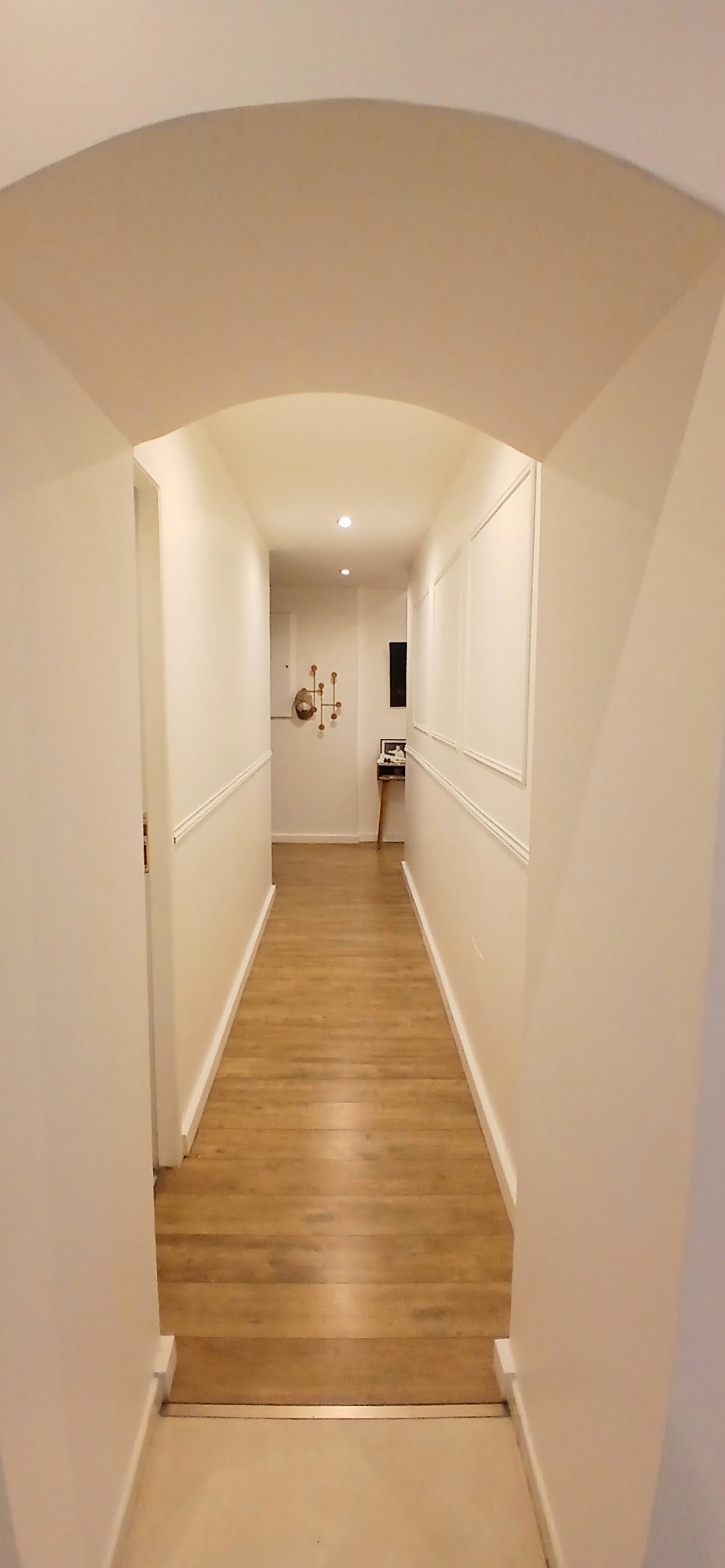 4 Bed, 2 Bath, ApartmentFor Sale, Sete, Herault, Languedoc-Roussillon, 34200