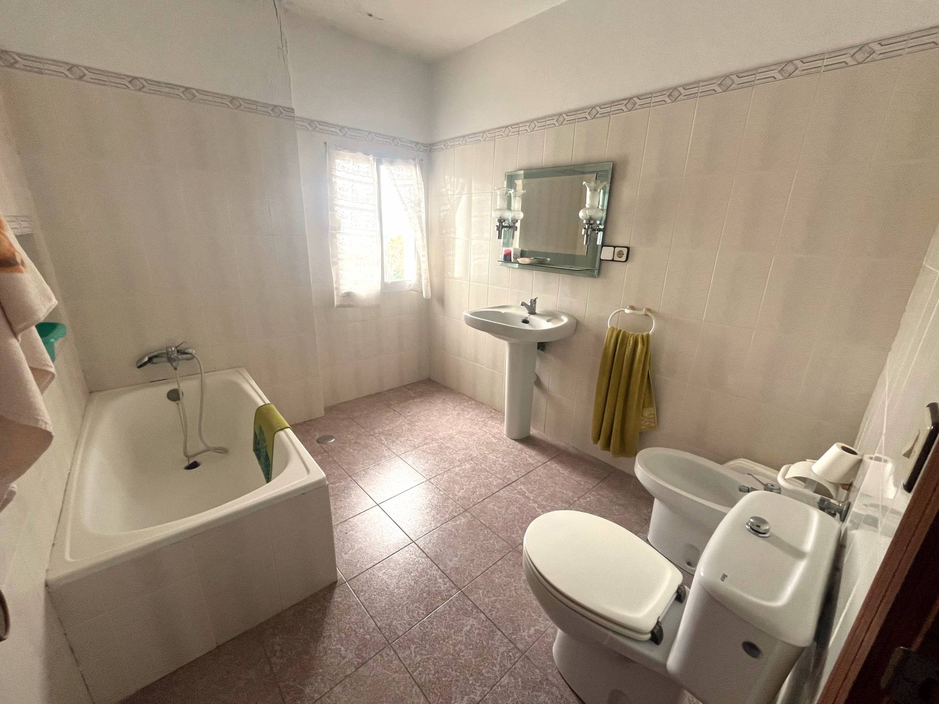 4 Bed, 2 Bath, HouseFor Sale, Gaucin, Malaga, 29480