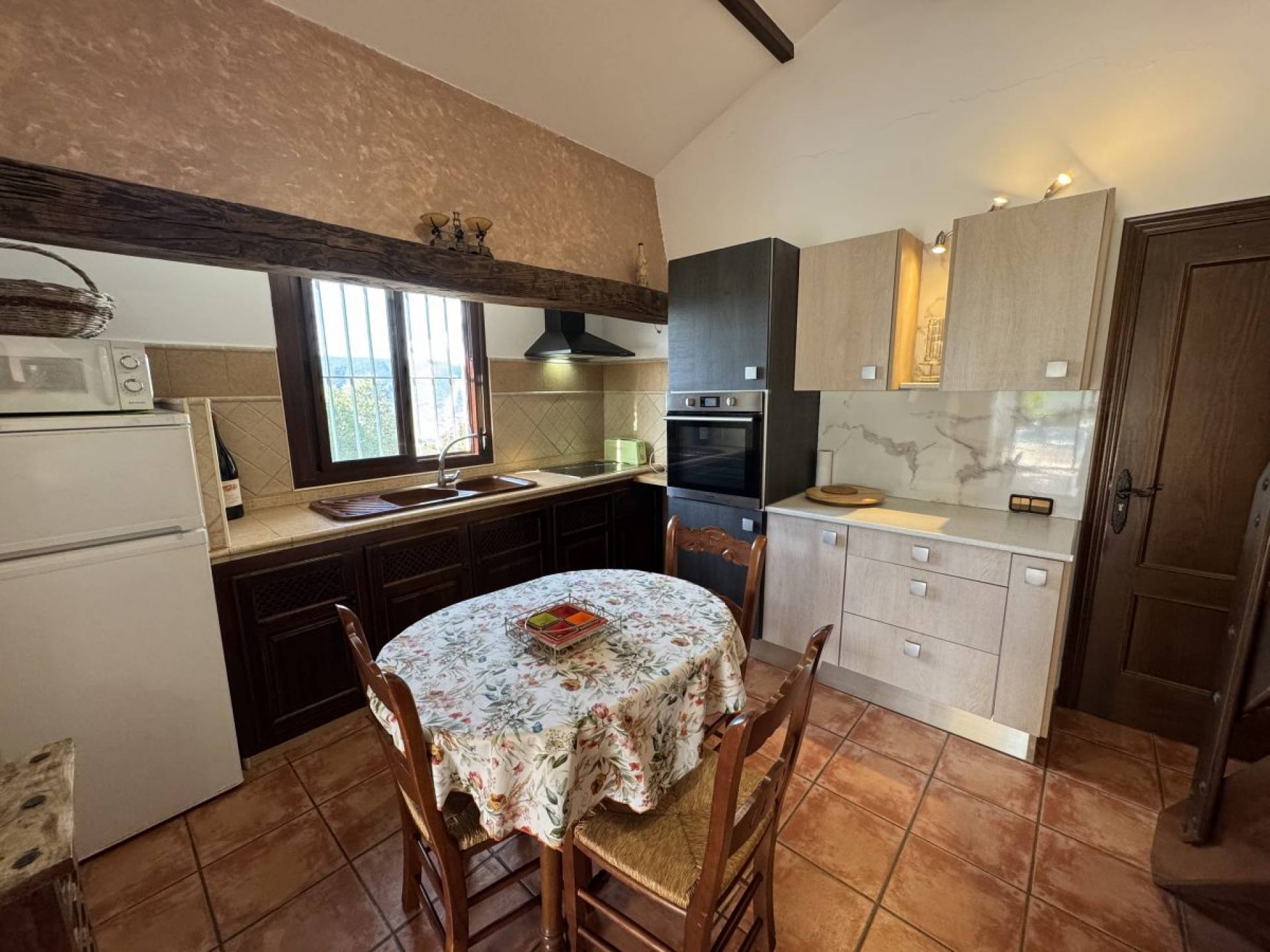 4 Bed, 2 Bath, HouseFor Sale, El Gastor, Cadiz, 11687