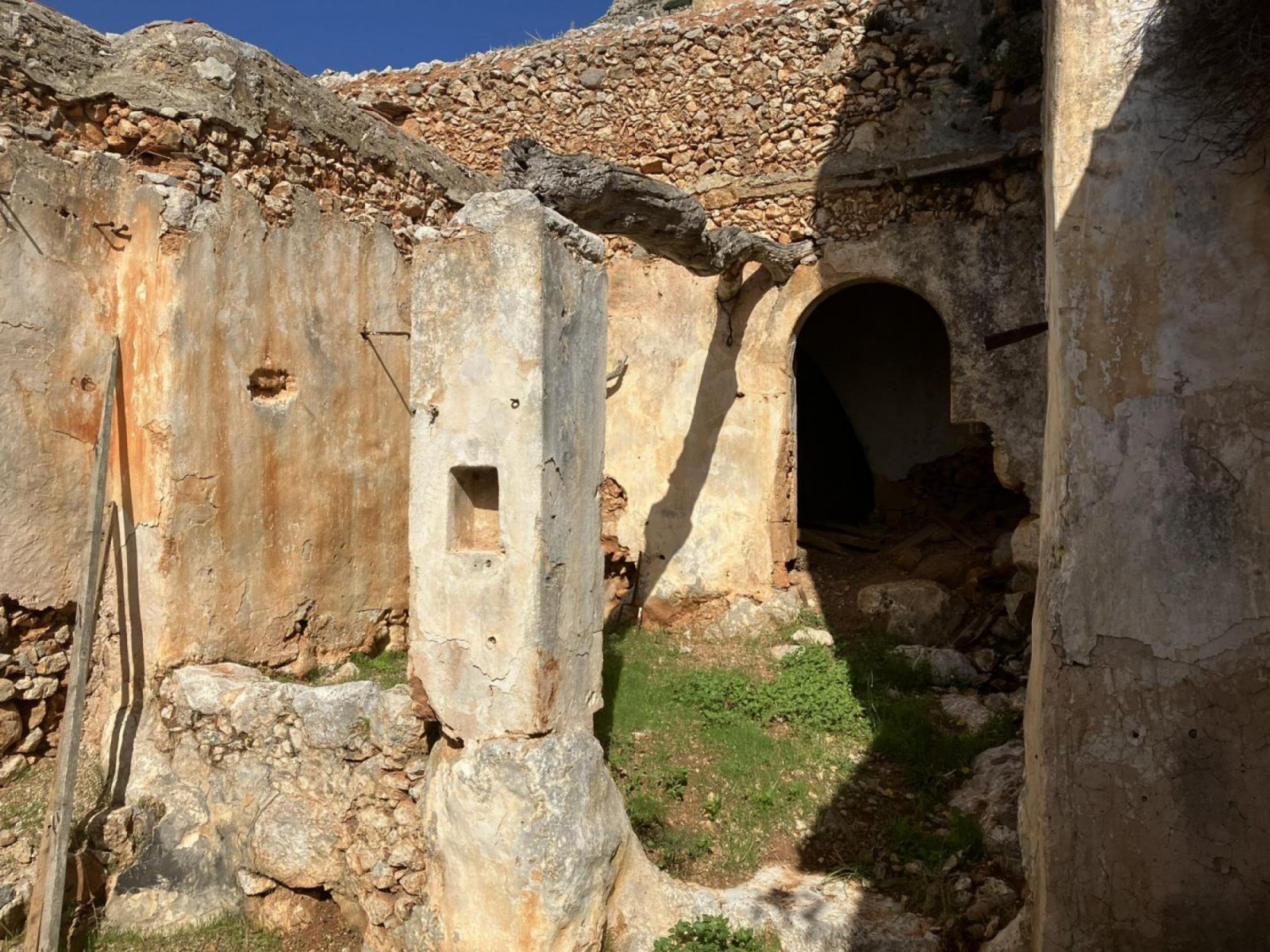 2 Bed, 1 Bath, HouseFor Sale, Chania, Crete, 73100