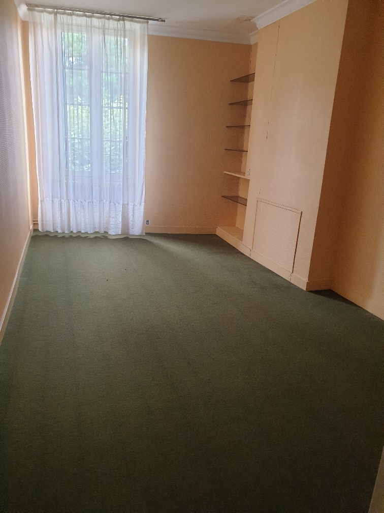 3 Bed, 1 Bath, HouseFor Sale, Lauzun, Lot-et-Garonne, Aquitaine, 47410