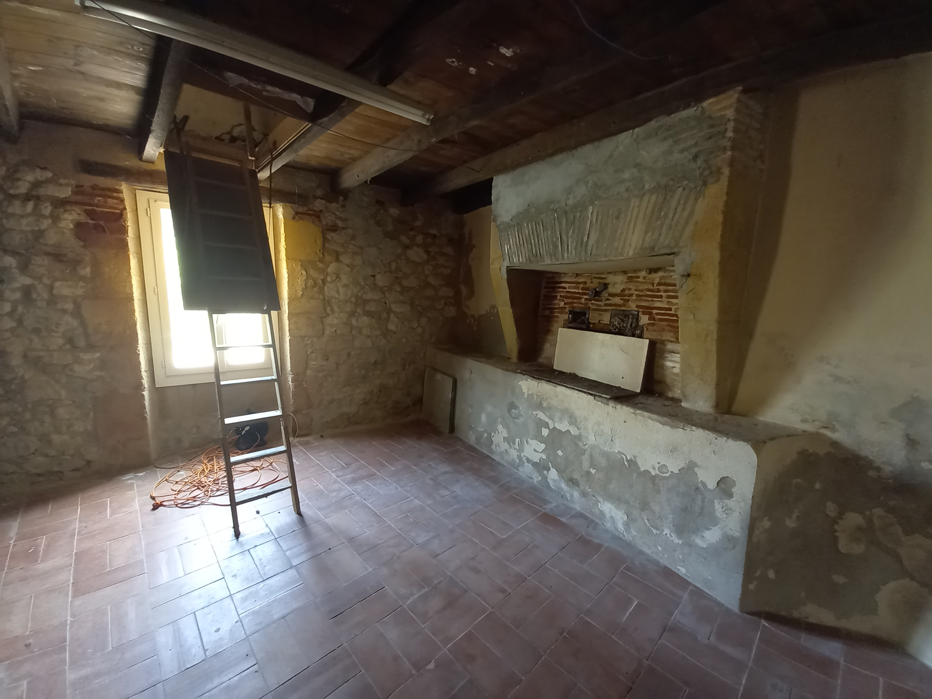 4 Bed, 1 Bath, HouseFor Sale, Monflanquin, Lot-et-Garonne, Aquitaine, 47150