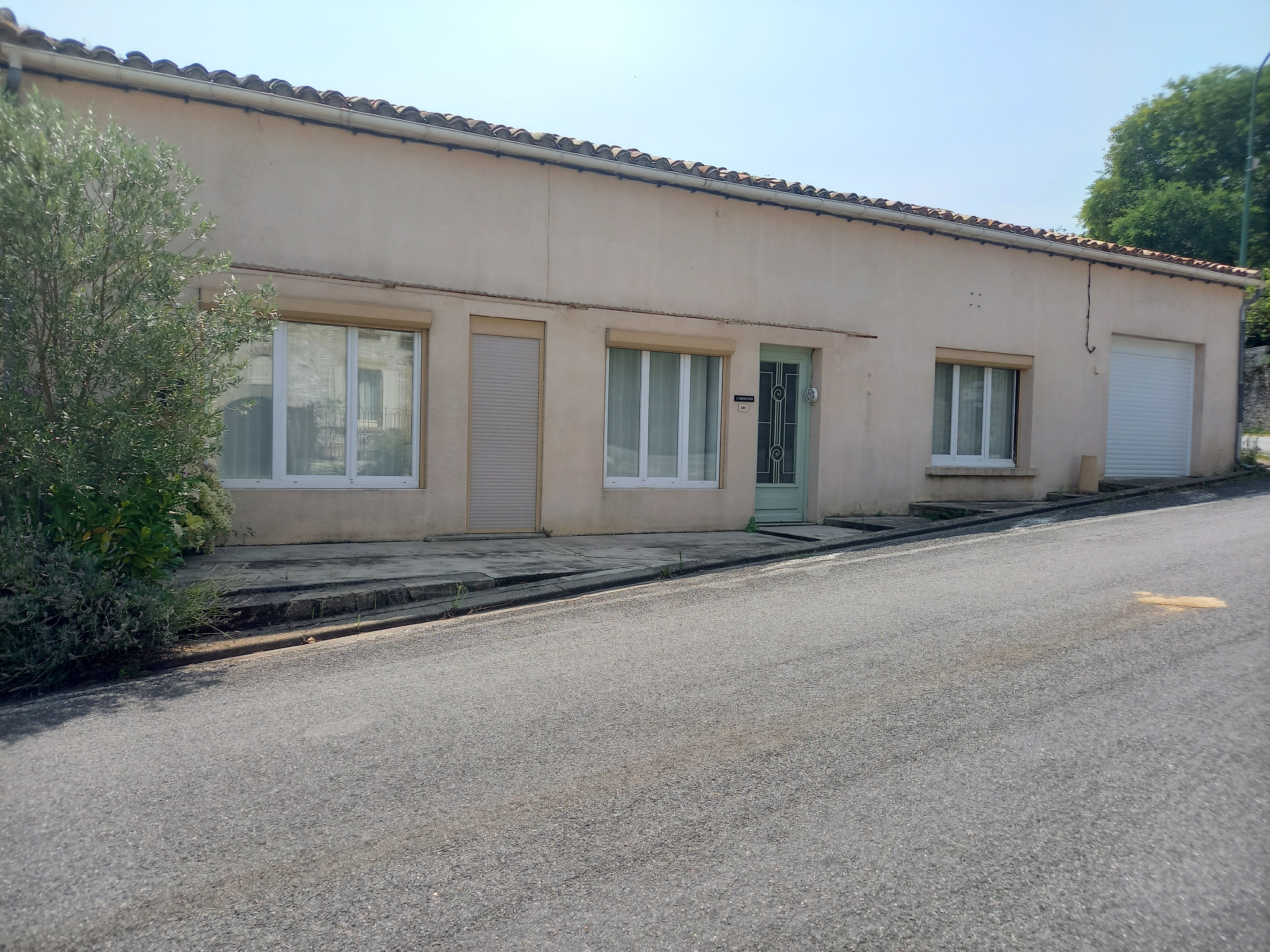 4 Bed, 1 Bath, HouseFor Sale, Monflanquin, Lot-et-Garonne, Aquitaine, 47150