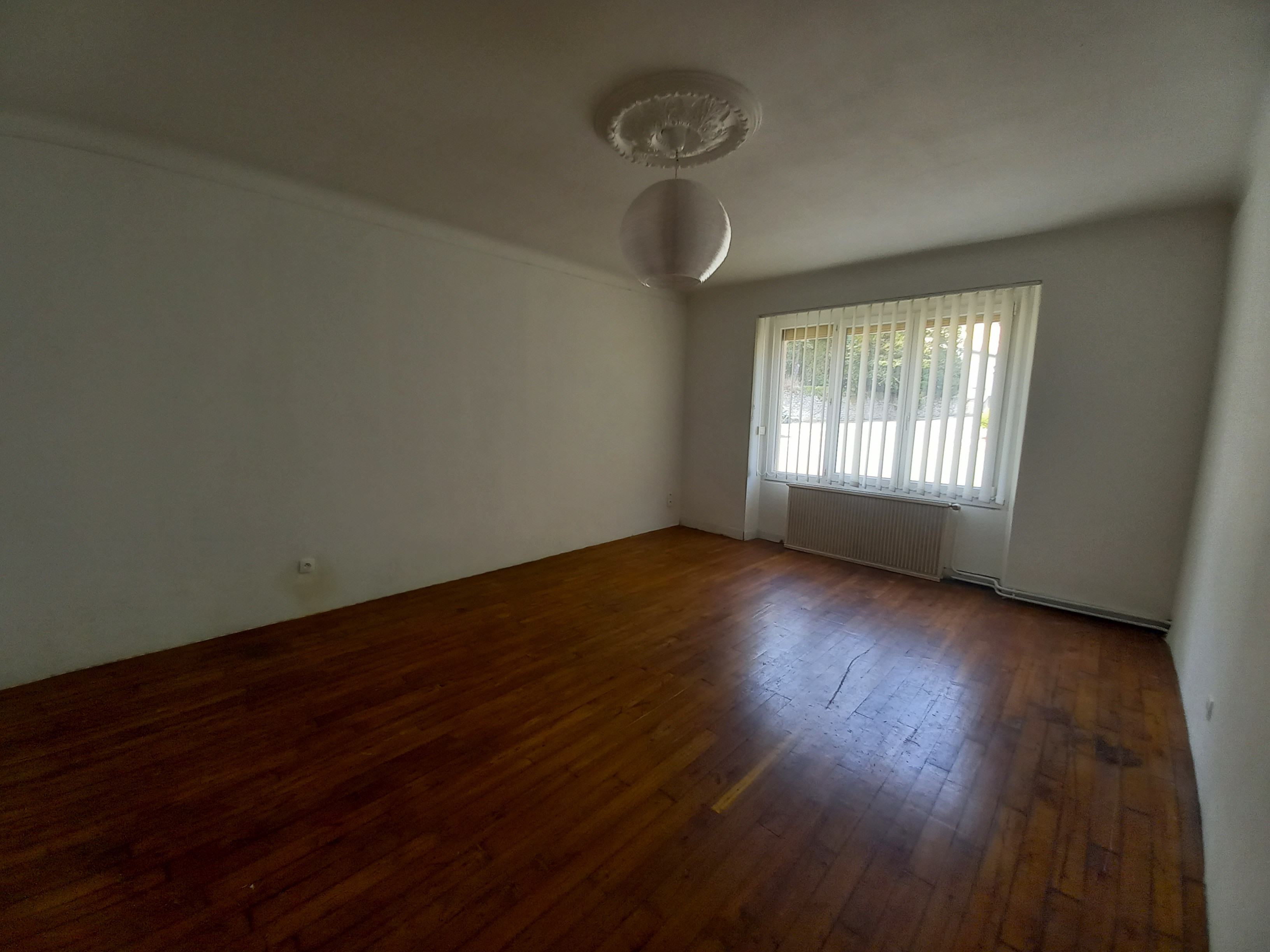 4 Bed, 1 Bath, HouseFor Sale, Monflanquin, Lot-et-Garonne, Aquitaine, 47150