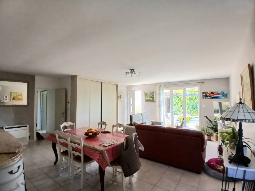 4 Bed, 1 Bath, HouseFor Sale, Murviel Les Beziers, Herault, Languedoc-Roussillon, 34490