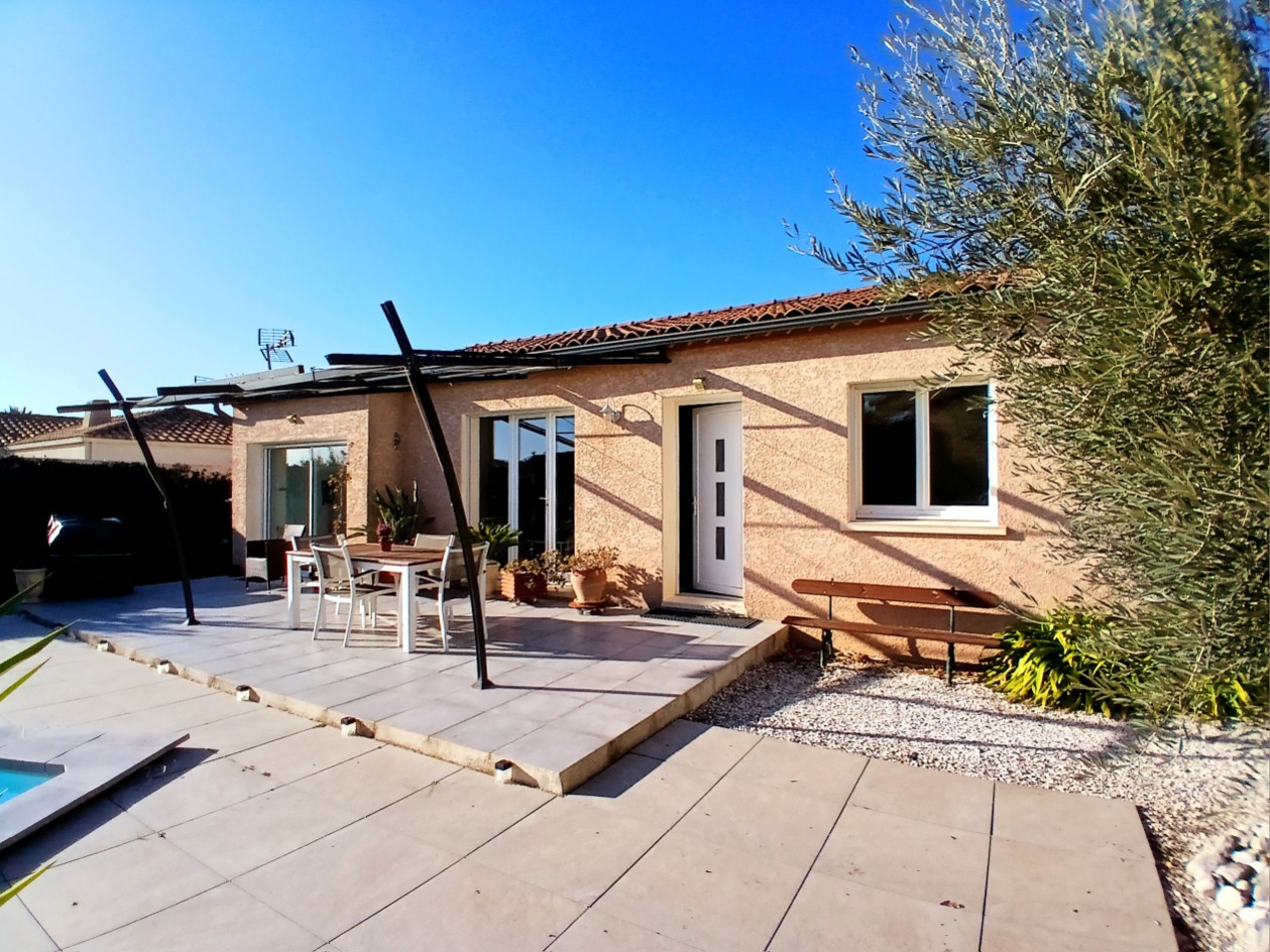 4 Bed, 1 Bath, HouseFor Sale, Murviel Les Beziers, Herault, Languedoc-Roussillon, 34490