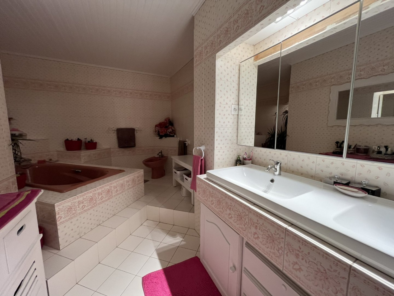 5 Bed, HouseFor Sale, Lamalou Les Bains, Herault, Languedoc-Roussillon, 34240