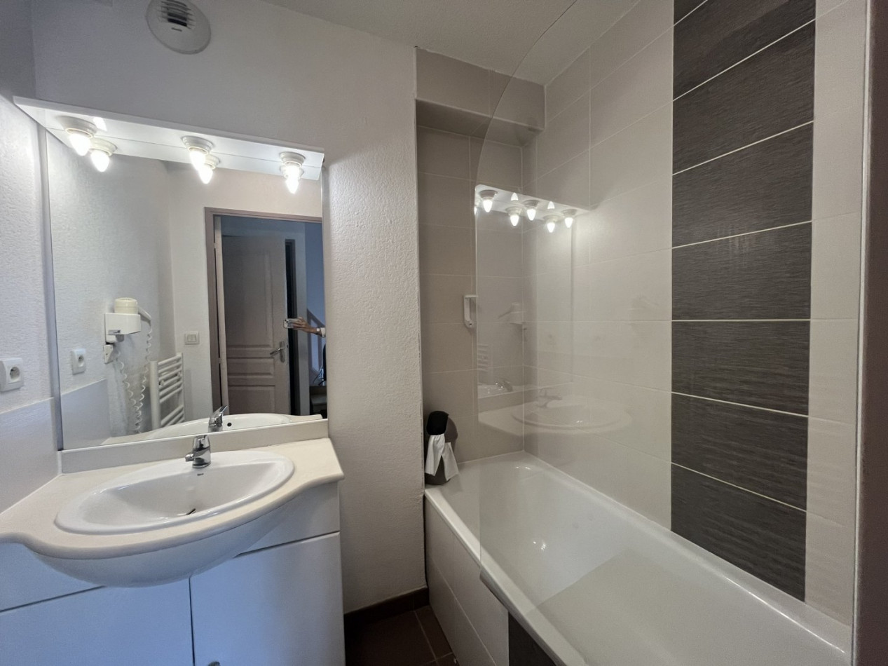 1 Bed, HouseFor Sale, Colombiers, Herault, Languedoc-Roussillon, 34440