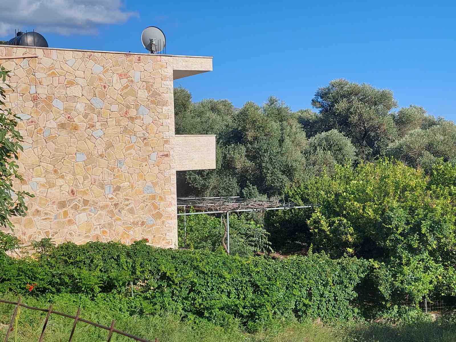 3 Bed, 1 Bath, HouseFor Sale, Chania, Crete