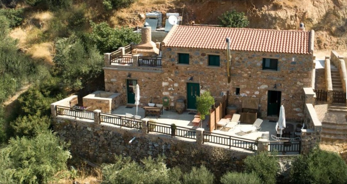 6 Bed, 3 Bath, HouseFor Sale, Chania, Crete