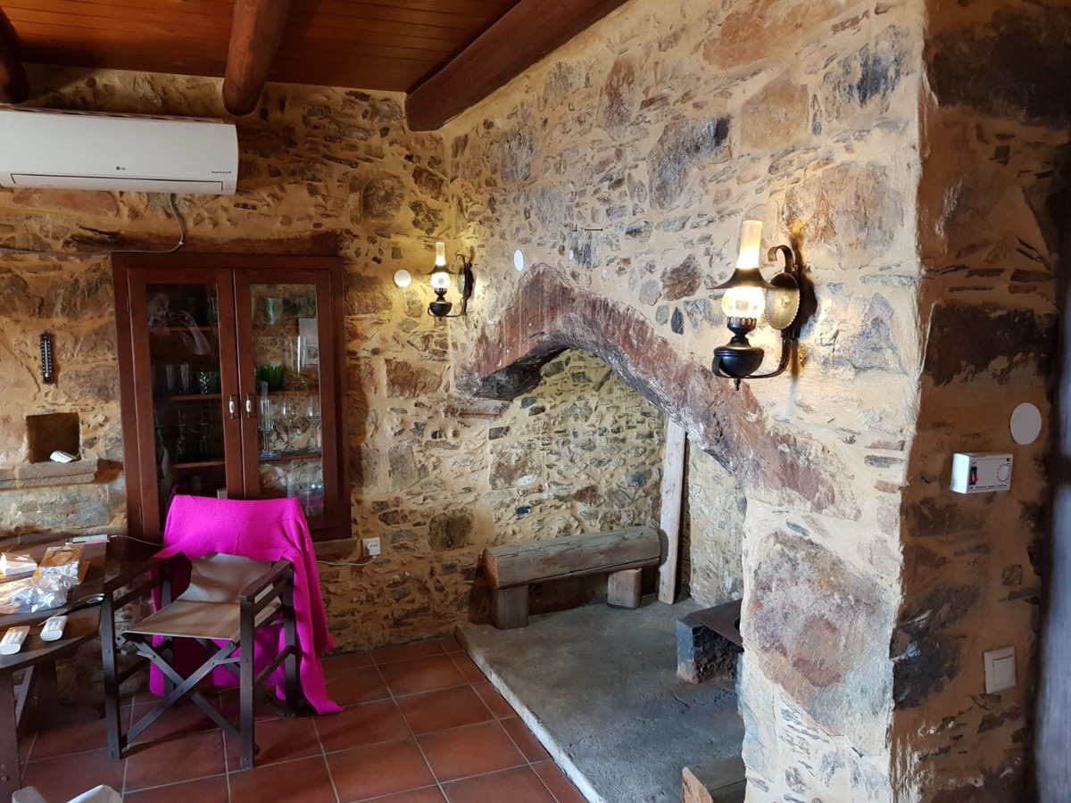 6 Bed, 3 Bath, HouseFor Sale, Chania, Crete