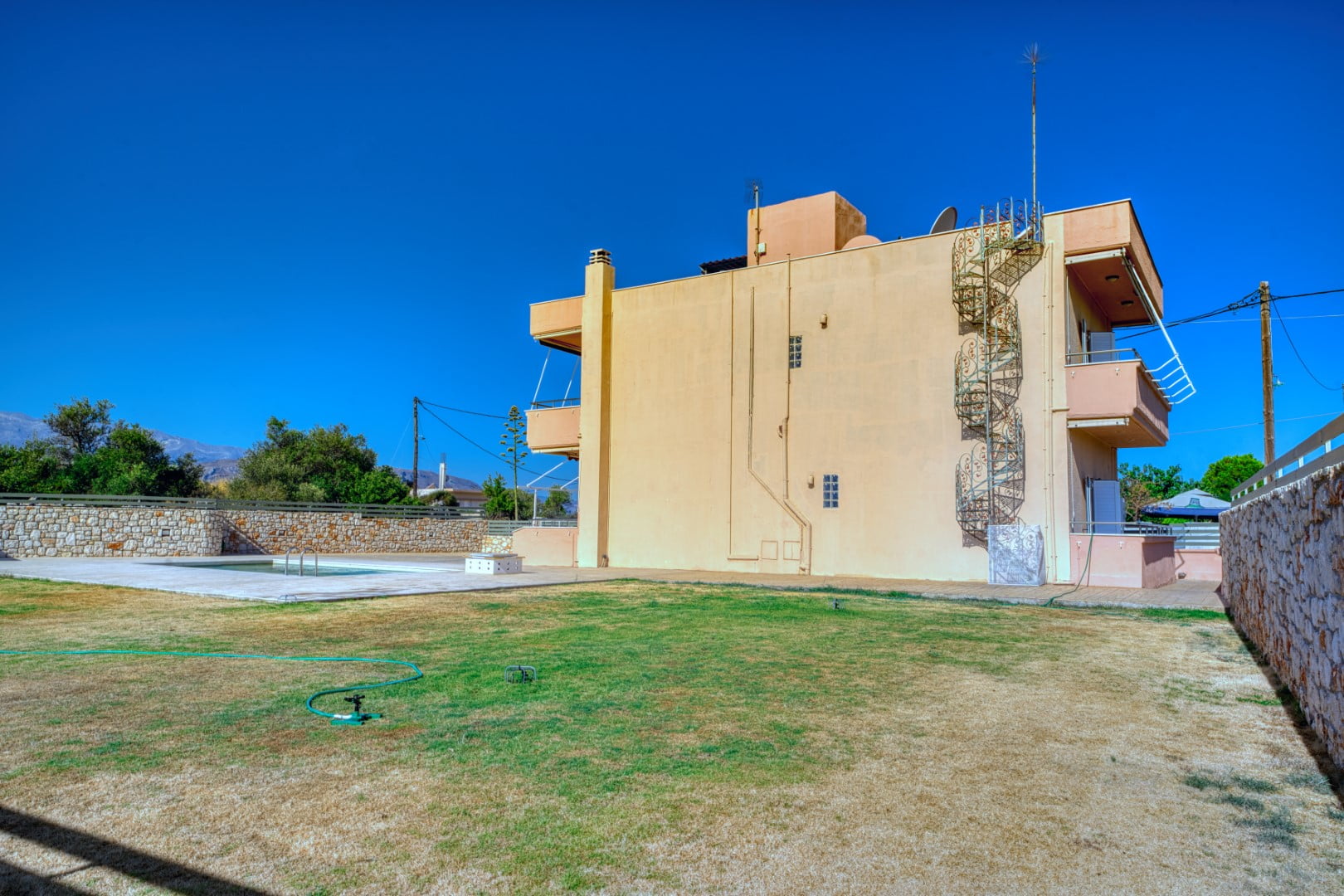 5 Bed, 2 Bath, HouseFor Sale, Chania, Crete, 73100