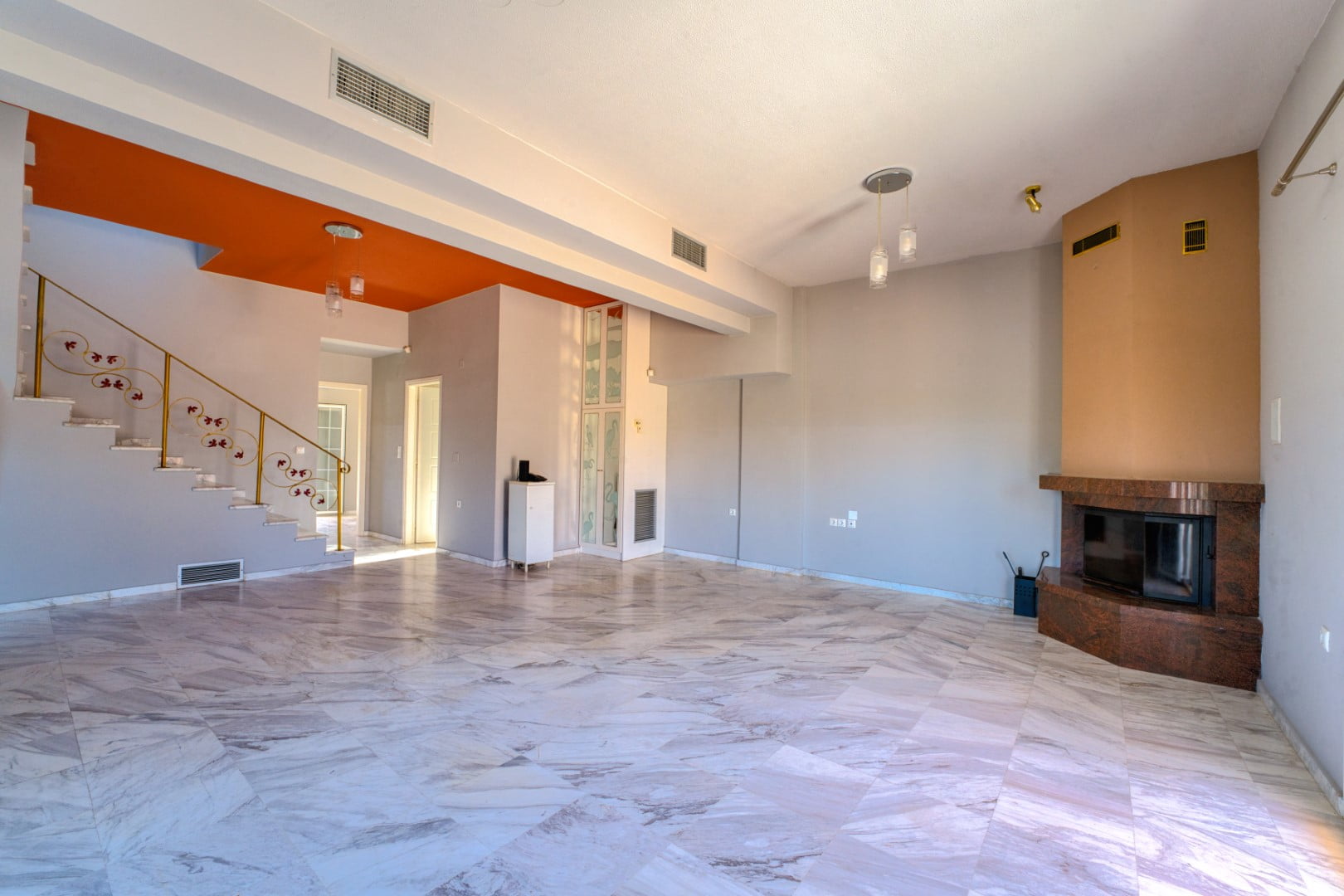 5 Bed, 2 Bath, HouseFor Sale, Chania, Crete, 73100