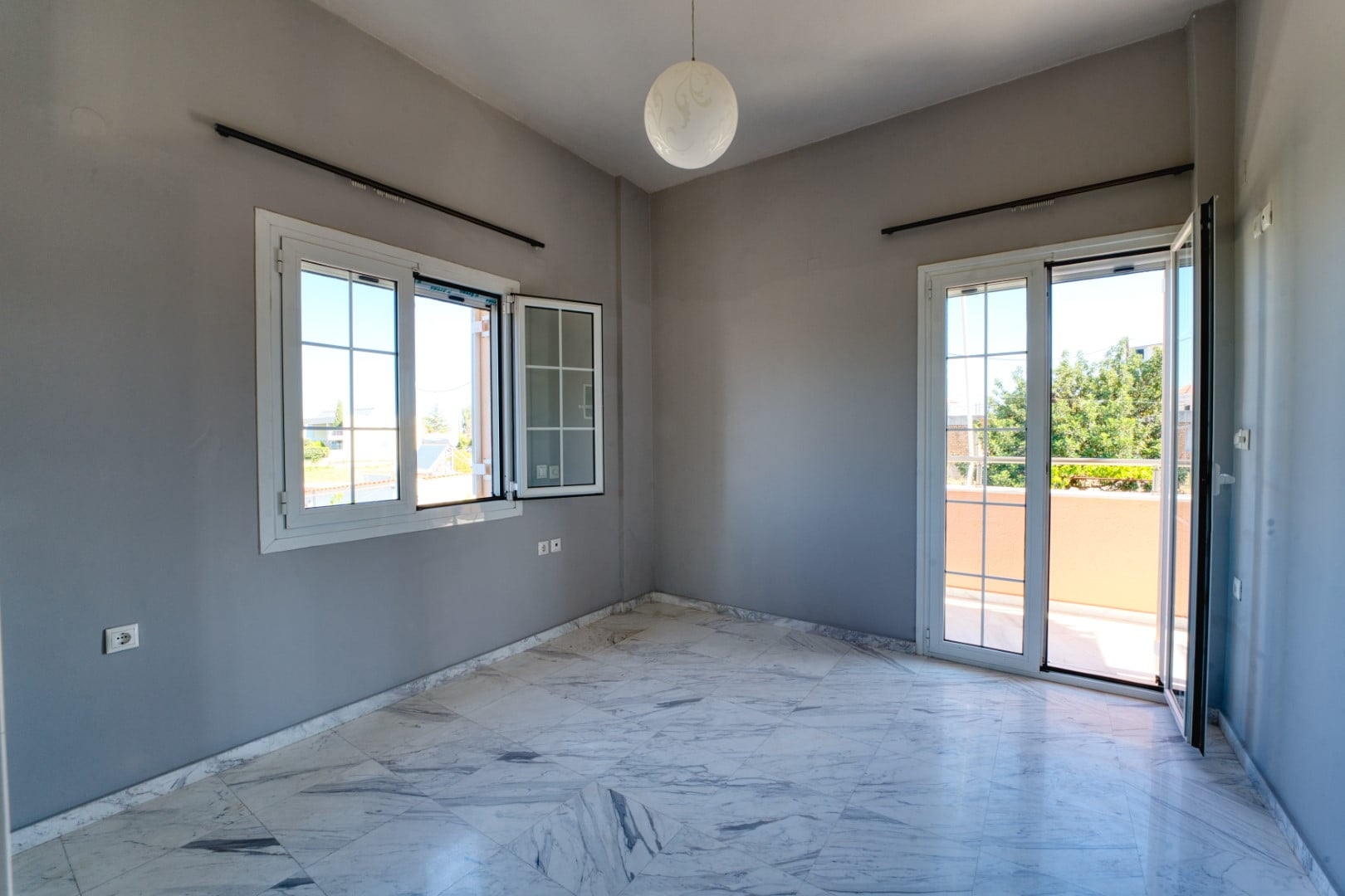 5 Bed, 2 Bath, HouseFor Sale, Chania, Crete, 73100