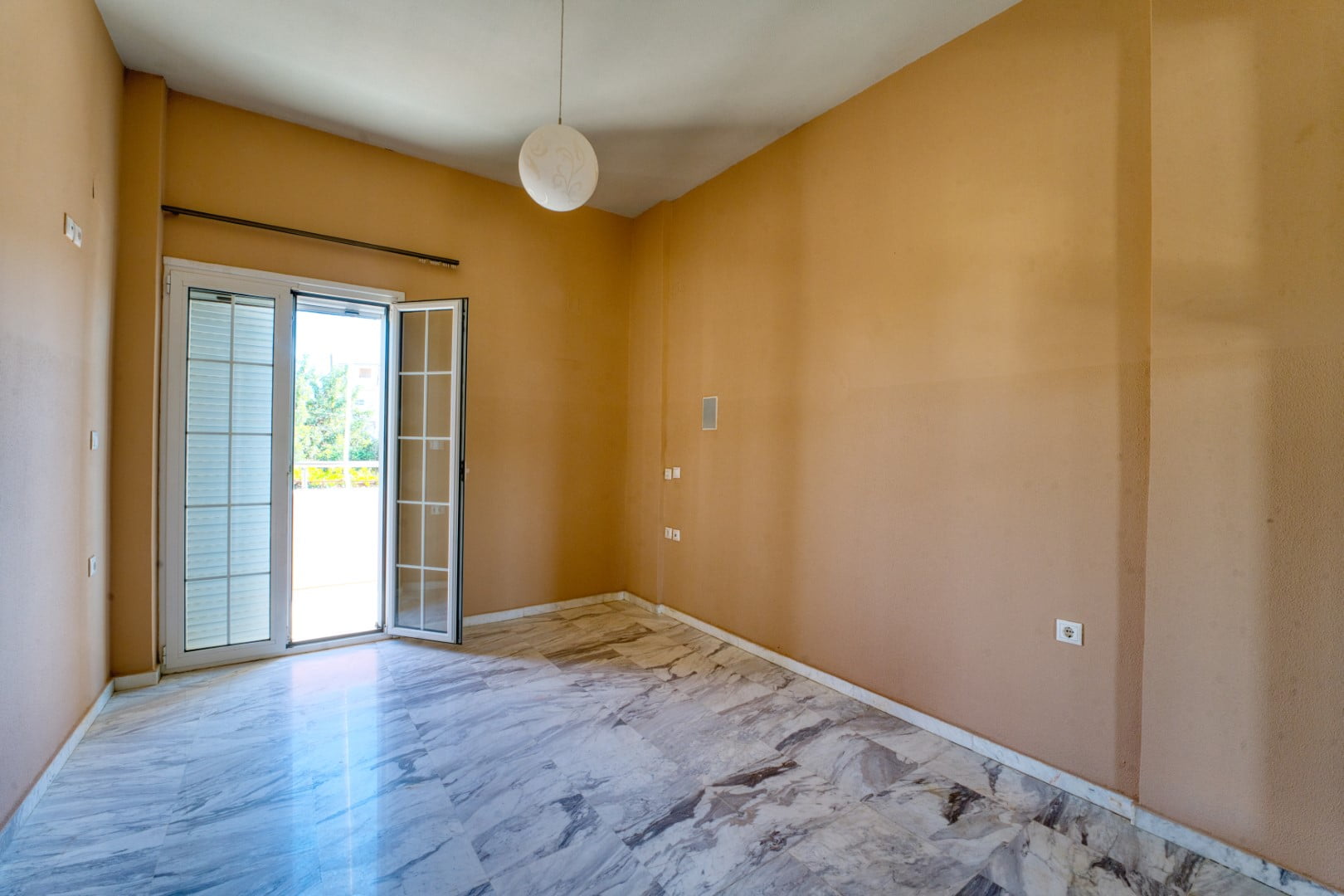 5 Bed, 2 Bath, HouseFor Sale, Chania, Crete, 73100